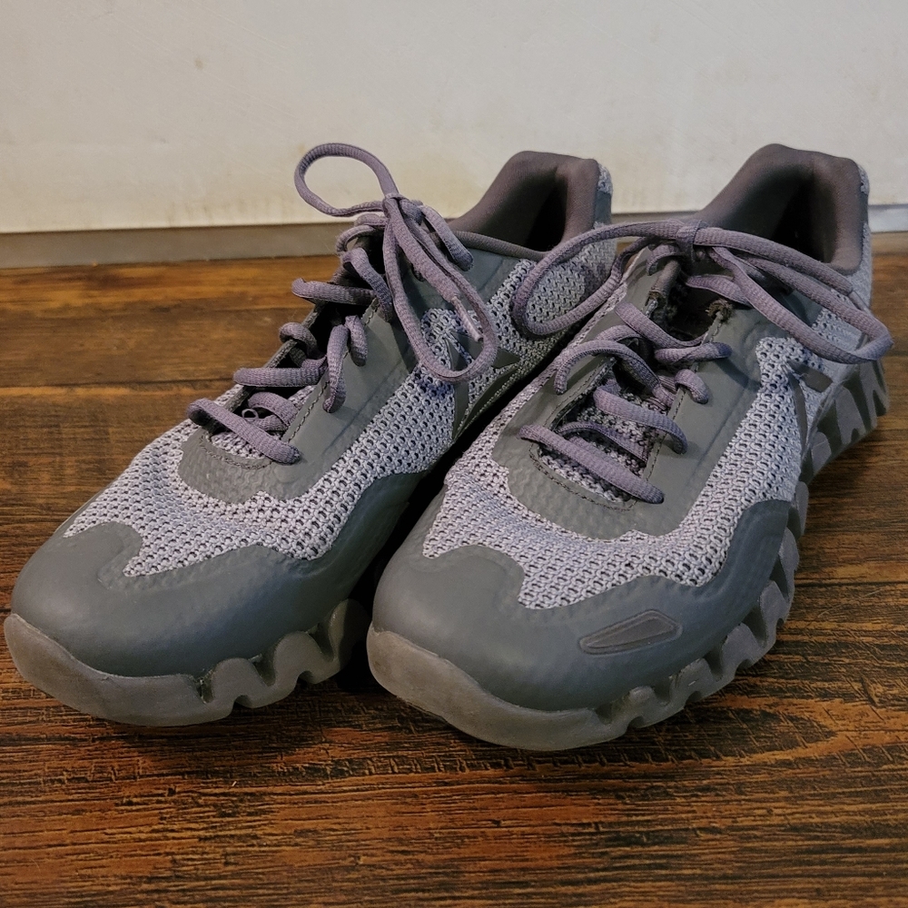 Reebok Tennis shoe
